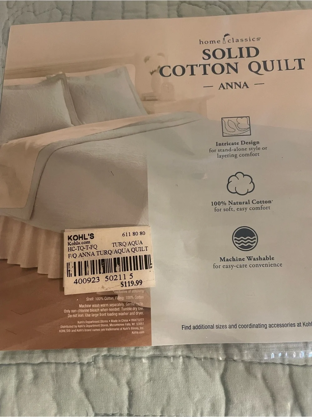 Anna Solid Cotton Quilt in Light Sage